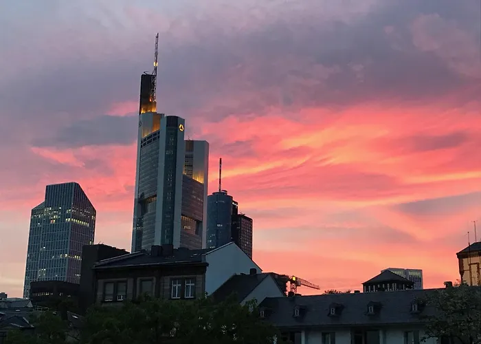 Ruby Louise Hotel Frankfurt By Ihg